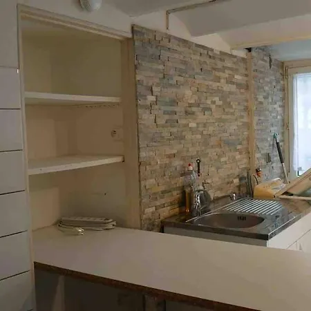 F2 A 5min De La Gare , Calme, 47m2 Apartamento